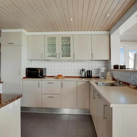 Three-bedroom In Hejls