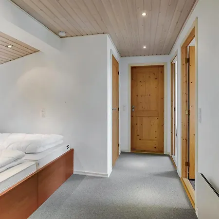 Three-bedroom In Hejls