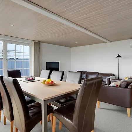 Three-bedroom In * Hejls