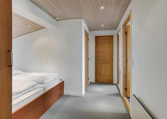 Three-bedroom In Hejls